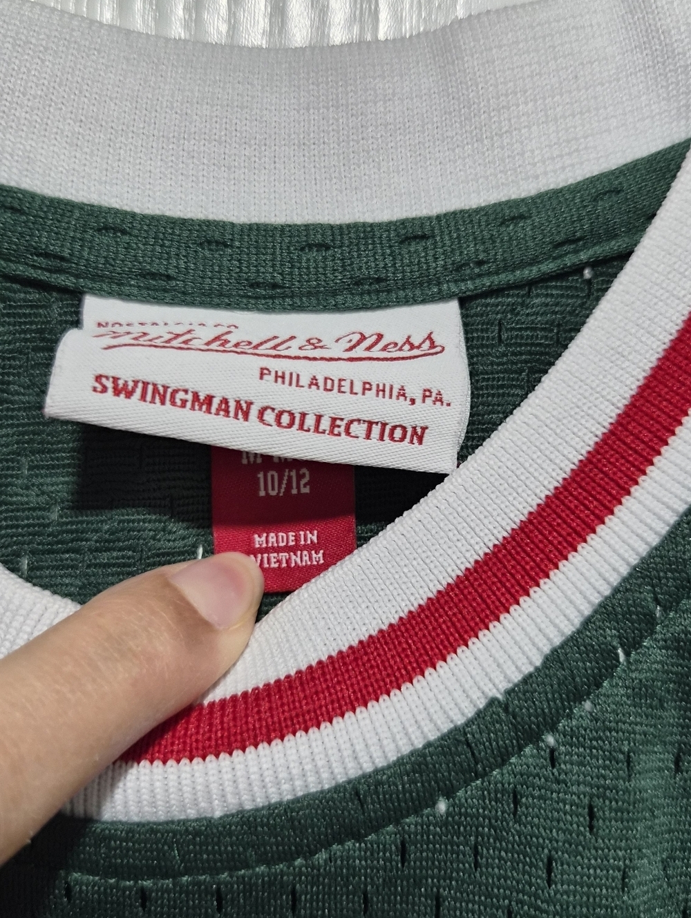 Mitchell & Ness Hardwood Classics 1970 Kareem Abdul Jabbar Milwaukee Bucks Kids - Picture 3 of 7